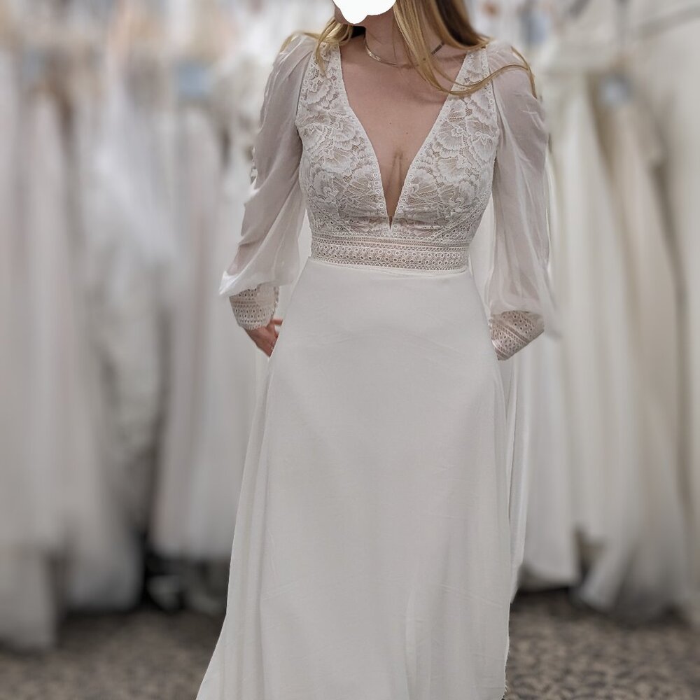 Adore by Justin Alexander - Griffin wedding dress, unaltered, never worn NWT